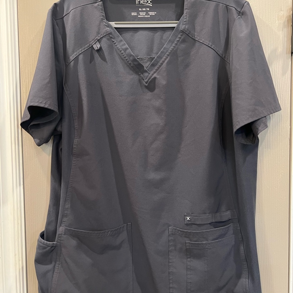 Cherokee gray Women's Scrub Top and bottom